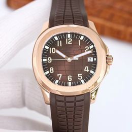 Montres High Quality Mens Watch Automatic Mechanical Montre Wristwatch Reloj Hombre Sapphire en acier inoxydable avec boîte Blue Bleu Couleur Color