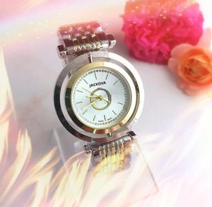 Horloges van hoge kwaliteit Dameshorloge Casual designerhorloges Quartz-batterij roestvrij stalen horloge