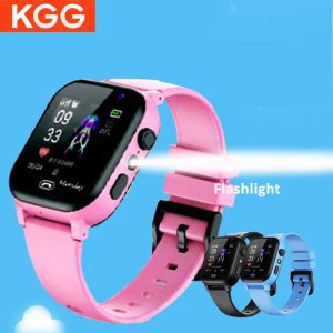 Regarde kgg 2g kids smart watch with caméra lister lampe kids sos appelle les enfants smartwatch cadeaux student watch.