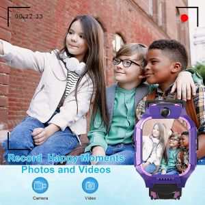 Bekijkt Kids Smart Watch GPS Tracker Kinderen kijken Mobiele telefoon Waterdichte video -oproep Remote Luister GPS ondersteunt meerdere talen