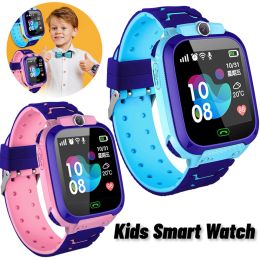 Bekijkt kinderen Smart Watch Touch Screen SOS SmartWatch For Children Sim Card LBS Locatie Foto Waterdicht cadeau voor jongens Girls IOS Android