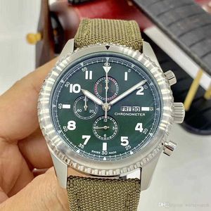 Horloges Mannen Luxe Merk Speciale Stijl Aviator 8 Contrasterende Groene Dial Quartz Datum Mens Legbare Arabische Nummer Militaire Horloge Horloges Merk