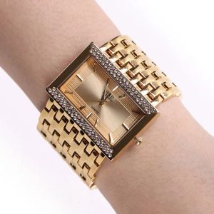 Montres nouvelles 2023 toute nouvelle chaîne en acier inoxydable mode Gold Watch Women Wrists Wrist Wrists Watches Quartz