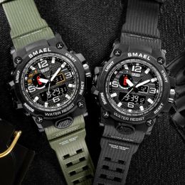 Regardez New Smael Fashion Men's Digital Sports Watch Men Men LED Quartz étanche Montres Top Brand Chrono Count Wrist Wrists.