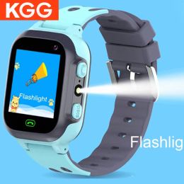 Relojes P15 Niños Smart Phone Watch Lbs Ubicación SOS Linterna Llama Back Camera Sim Tarjeta Smartwatch Teléfono Matemáticas Reloj