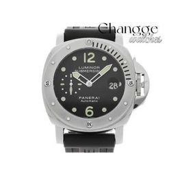 Montres Quartz Watch for Men Top Top Luxury Sport Wristwatch Men Business Fashion Horloge masculine Penerei Diving Diving Automatic Steel Mens Watch Band Date Pam