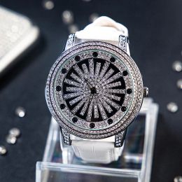 Montres Shiyunme Men Femmes Quartz Watch Watch Imperproof Diamond Watches Top Brand Leather Band Star Casual Star Shinning Wrist Wrists