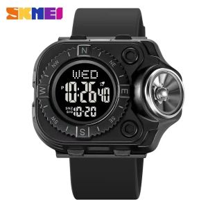 Bekijkt Skmei Men Back Light Display Digital PolsWatch Waterdichte alarm Stopwatch Clock Creative Led Flashlight Countdown Sport Watches