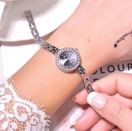 Montres femmes luxe Bracelet en argent montre-Bracelet dames alliage Simple cristal brillant diamant décontracté montre à Quartz horloge