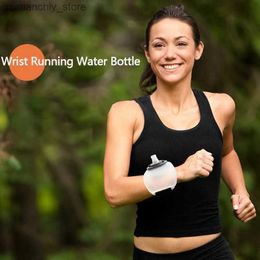 Water Bottle 200 ml sport poignet eau Bott en plein air course Fitness pratique réapprovisionnement eau Bott Portab Silicone poignet eau Bott Q231122
