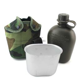 water bottle 3-PCS SET US Army US Bouilloire avec boîte à lunch combat tactique bouteille de sports de plein air 1L boîte à lunch portable en aluminium YQ240110