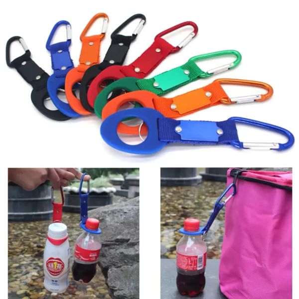 Soporte para botella de agua con hebilla para colgar, mosquetón, Clip, llavero, compatible con botella de Cola en forma para uso diario al aire libre, portador de goma, venta al por mayor