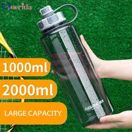 Water Flessen 2000 ml Grote Capaciteit Draagbare Outdoor Plastic Bidon Met Thee-ei Fitness lekvrije Shaker 230727