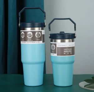 Waterflessen 20 oz en 30 oz kopjes hittebehoud roestvrijstalen bekers buiten grote capaciteit reisautomokken herbruikbare lekvrije flip-beker met logo FY5651 1017