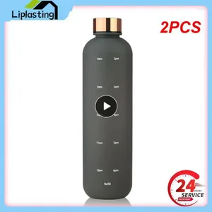 Bouteilles d'eau 2pcs litres bouteilles motivations sports de consommation d'alcool avec des autocollants de temps Plastic réutilisable