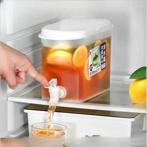 Bouteilles d'eau 3,5 L bouteille de curling de grande capacité avec robinet pour le réfrigérateur à thé de brassage aux fruits.