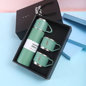 Waterflessen 304 dubbele roestvrijstalen vacuüm kolf cadeau set thermos geïsoleerd reis bedrijfsauto thee Cup Drinkware 230510