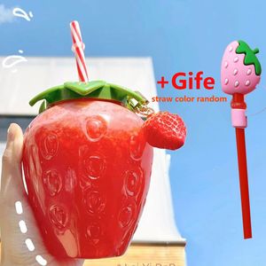 Water Bottles 500ml Summer Cute Strawberry Straw Water Bottle Milk Coffee Straw Cup for Home 230516