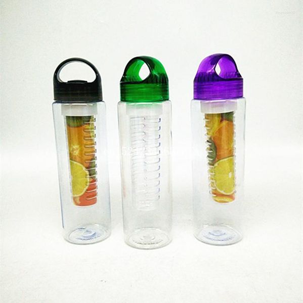 Bouteilles d'eau 50pcs sans BPA en plastique fruits infuseur bouteille avec filtre potable étanche Camping randonnée boisson Shaker 700ML
