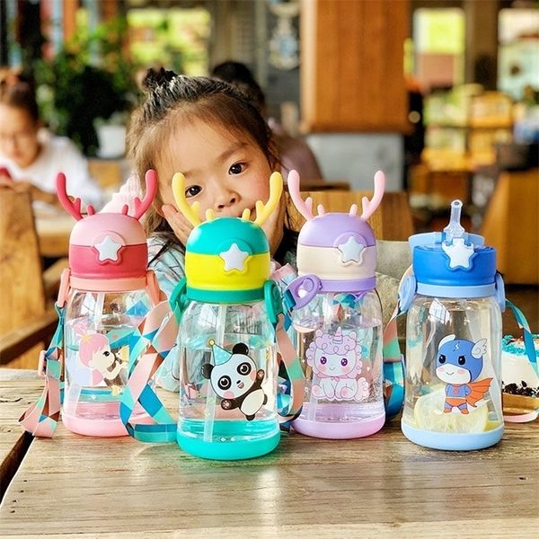 Botellas de agua 550ML Niños para viajes al aire libre Escuela Animal de dibujos animados lindo Bebé con correa para el hombro Niño Niña 221109