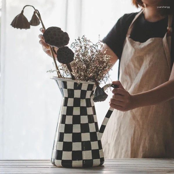 Botellas de agua en blanco y negro, tetera decorativa creativa de porcelana Tang, tetera esmaltada, florero artesanal de escritorio