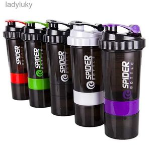 Gabbie per bottiglie d'acqua Bottiglia shaker a 3 strati Bottiglia per shaker per miscelazione di proteine da 550 ml Bottiglia per acqua di grande capacità Bottiglia per agitatore per miscelazione Tazza per fitness sportivaL240124