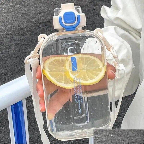 Bouteilles d'eau carrée plate bouteille transparente cantine de voyage portable avec sangle réglable élégant mince pour la came de sport 2023 drop déliv dhm6h