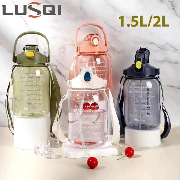 Botellas de agua Lusqi 1.5L/2L Sports Copa portátil de gran capacidad con marcador de tiempo para acampar al aire libre Fitness