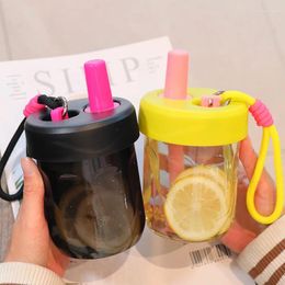 Bouteilles d'eau tasse en plastique pour femmes simples thé et séparation Étudiant enfant enfant anti-bas style coréen paille mignonne