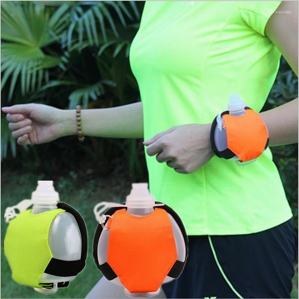 Botellas de agua portátiles de 200ML, botella para correr, brazo libre, muñeca, bebida de alta calidad, hervidor de agua para deportes al aire libre, taza plegable