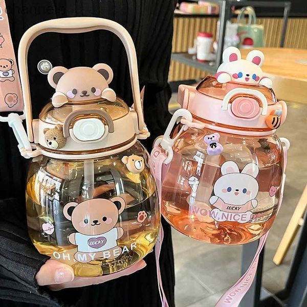 Botellas de agua Taza de oso Kawaii portátil vaso de 1,3 L con pajita botella de agua bonita para niña y niño taza de gran capacidad deporte al aire libre hervidor para beber yq240320