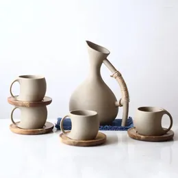 Bouteilles d'eau poterie Cold Kettle Puche en céramique bouteille tasse de boisson à café Café de soucoupe en bois
