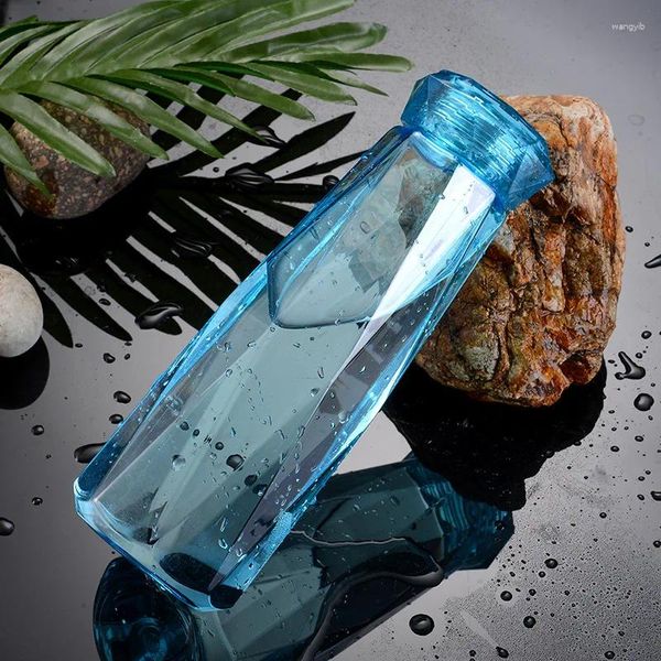 Botellas de agua que venden I deslumbrante cristal diamante taza regalo creativo modelo de vidrio en forma