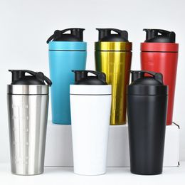 Botellas de agua Sport Shaker Cup Mezclador de vacío de acero inoxidable Drinkware al aire libre Polvo de proteína de doble capa 500ML 230308