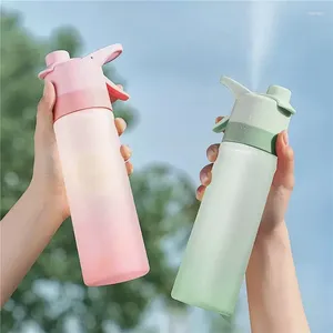 Bouteilles d'eau sportive fuite de fuite de tasse en plastique coloré à boire extérieur voyage portable gym fitness jugs girl girl