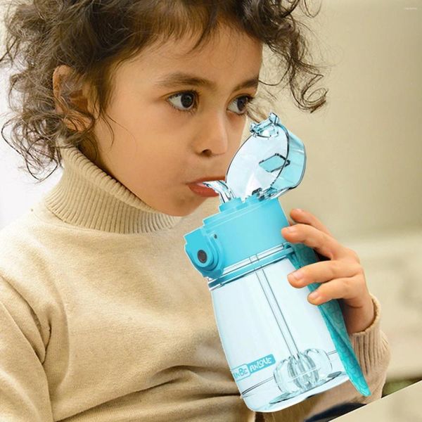 Bouteilles d'eau d'été tasse d'enfants en plastique anti-automne mignon pot de ventre filles garçons pour l'école portable de chaux réutilisable verres à boire