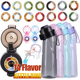 Botellas de agua Botella de agua Scent Up Water Cup Air Flavored 12 Flavor Botella de agua adecuada para deportes al aire libre Fitness Fashion Water Cup 230625