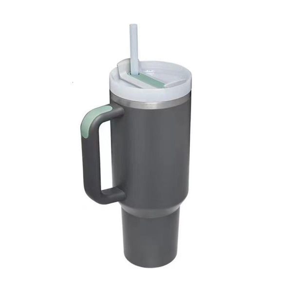 Bouteilles d'eau Cup de voiture en gros de 40oz-1200 ml de glace transfrontalière Cup de grande capacité Accessoires de cuisine Paille Coupe Summer Sports Fitness Cup 230428