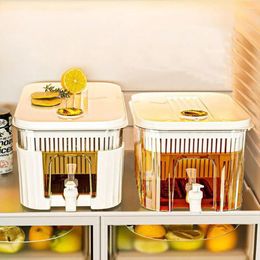 Bouteilles d'eau avec godet de boisson robuste facile à nettoyer