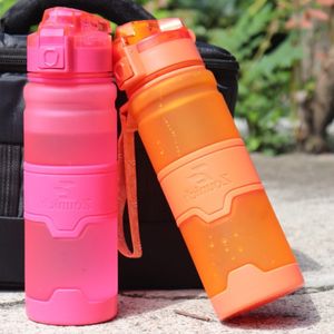 Bouteilles d'eau Zounich Sport Bouteilles d'eau portable Tritan Matière Direct Aprofofproof Plastic Drink Boot Bott