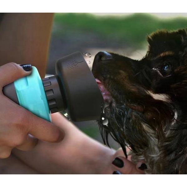 Bol d'eau pour chiens Voyage Bouteille d'eau Squeeze Tasse d'eau à boire Doux Durable Bouteille à boire Accessoires pour chiens Y200922