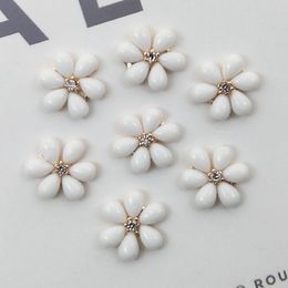 Water Drop Pearl Flower Resin voor telefoonhoes Diy ornamenten Accessoires Rijn-diamond Haaraccessoires Buckle kledingschoen Groothandel