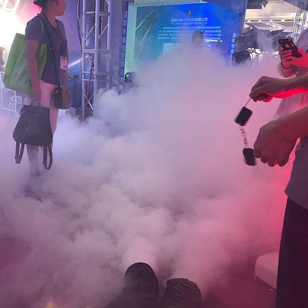 Equipo de escenario de espectáculo de máquina de humo de niebla de agua 3000W