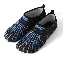 Sapatos aquáticos Meias unissex para natação e mergulho, sandálias de verão, sapatos esportivos antiderrapantes para praia e fundo plano P230603