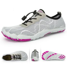 Waterschoenen Dames Aqua-schoenen blootsvoets strandschoenen dames stroomopwaartse schoenen ademende sportschoenen sneldrogende rivier zeewater sportschoenen wandelschoenen 230719