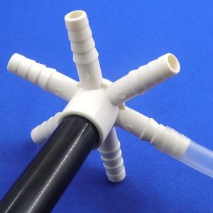 Équipements d'arrosage 1 ~ 50pcs 20mm-10mm PVC Connecteurs barbelés à 6 voies Équipement d'élevage Joints de dérivation de tuyau d'aération Anti Blocage Distributo