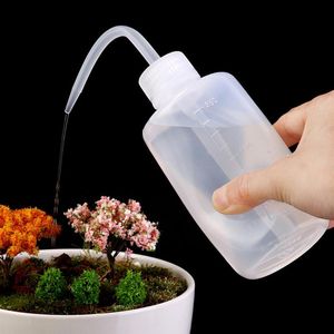 Watering Equipment Plastic Water Sharp Beak Elbow Washing Reinigingsspray kan transparant squeeze-fles 250 ml tuinierengereedschap