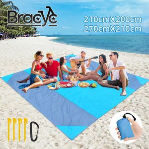 Mat de plage imperméable Grande couverture de camping en plein air pliant sable de poche libre matelas de poche portable de pique-nique léger 240418