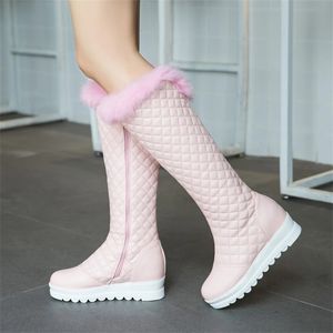 Rodilla impermeable 43419 BOTAS HIGAS DE INVIERNA Mujeres Plataforma Codos cómodos Tacones de nieve cálida Femenina Moda Pink White Plush Shoes Girls 231221