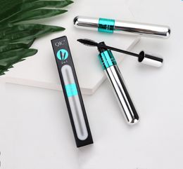 Mascara étanche boucles et soulève le mascara à l'ampleur des cils allongeurs en gras